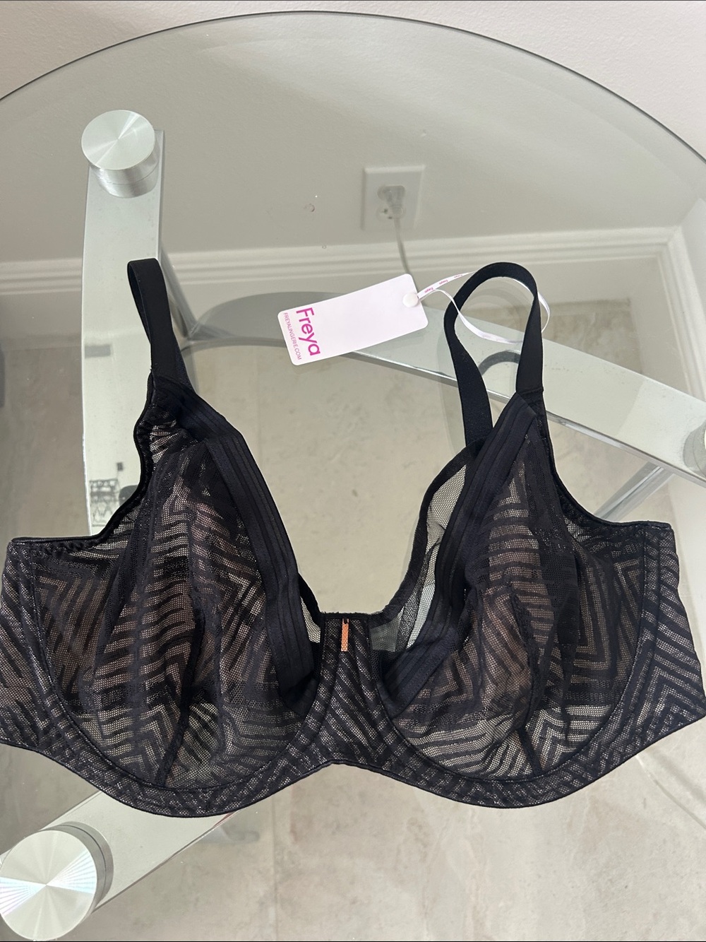 Freya High Apex tailored 34H Underwire Bra